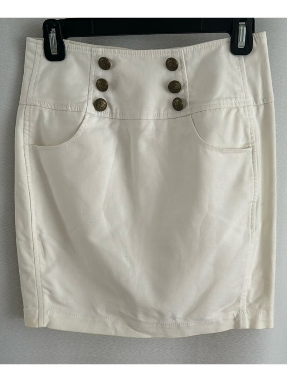 NEW white skirt size XS with gold buttons